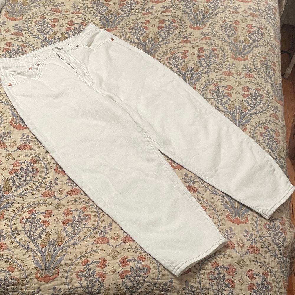H&M Loose Mom Jeans Size 6